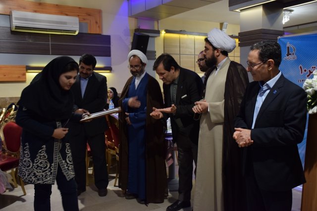 مراسم تقدیر از برگزیدگان نشریات دانشجویی دانشگاه فردوسی در جشنواره کشوری تیتر ده